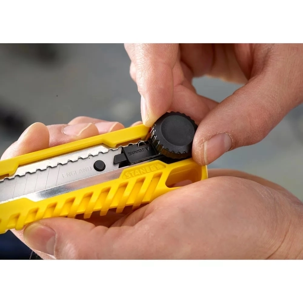 BISTURI 18MM PLASTICO (STHT10321-840) STANLEY - Vista 3